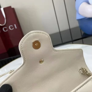 Gucci GG Marmont系列Woc鏈條錢包 米白色Matelassé絎縫牛皮 837745 - Image 4