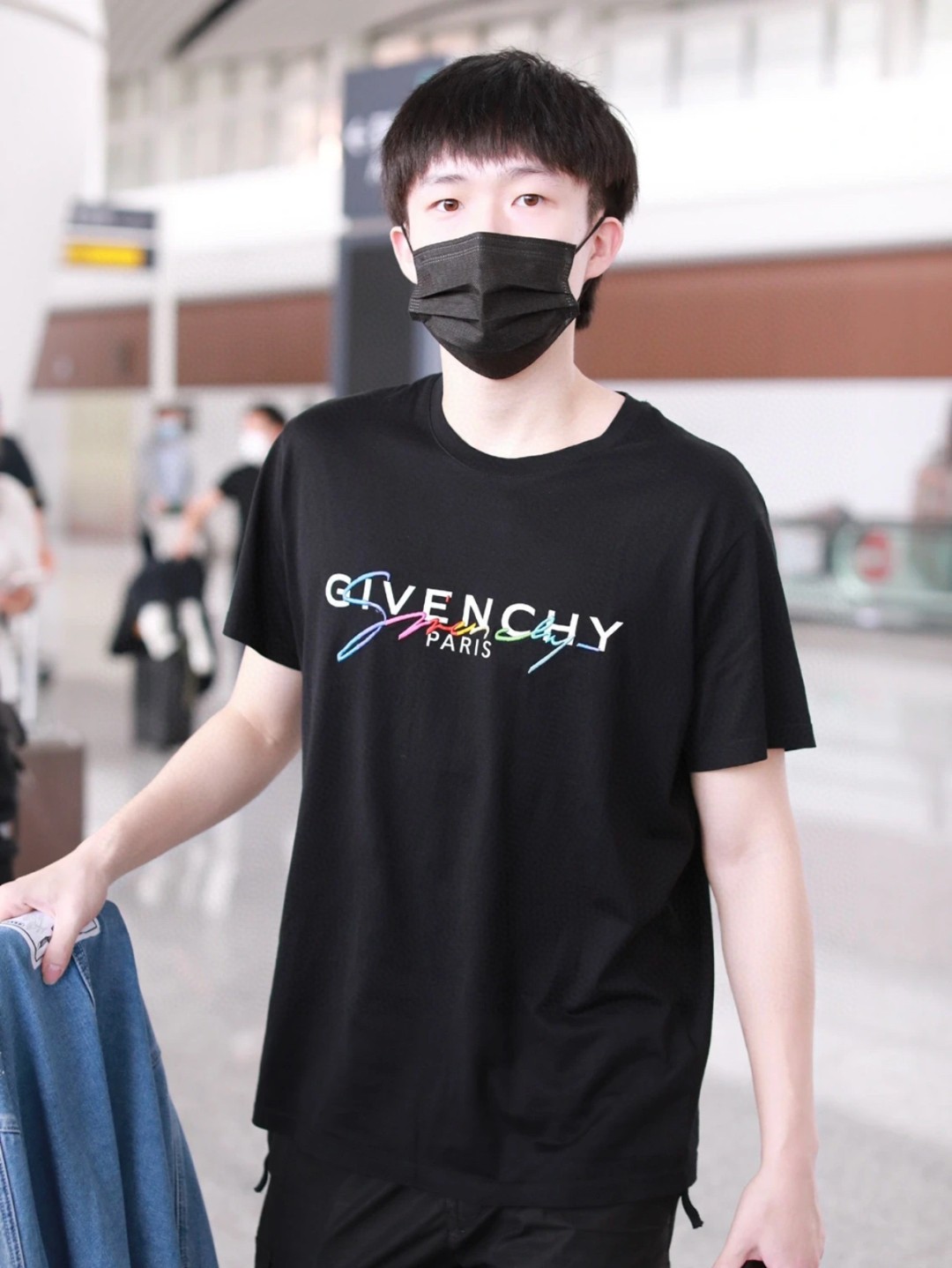 GIVENCHY纪梵希黑色短袖T恤 经典彩虹立体印花刺绣 6658 - Image 4