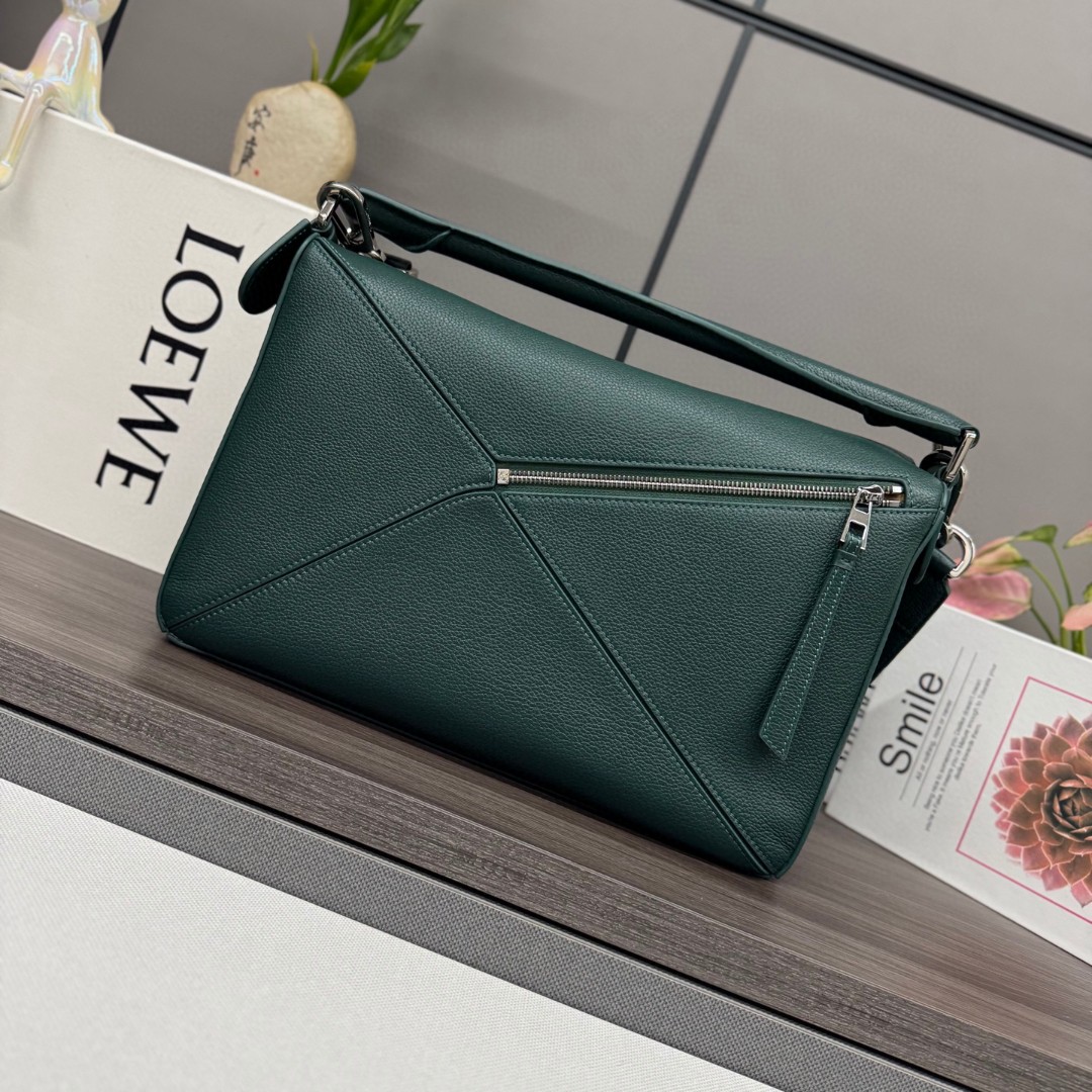 王一博同款 loewe puzzle 32 罗意威大号几何包 常青綠 鹿皮 052446 - Image 4
