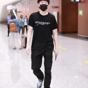 GIVENCHY纪梵希黑色短袖T恤 经典彩虹立体印花刺绣 6658 - Image 3