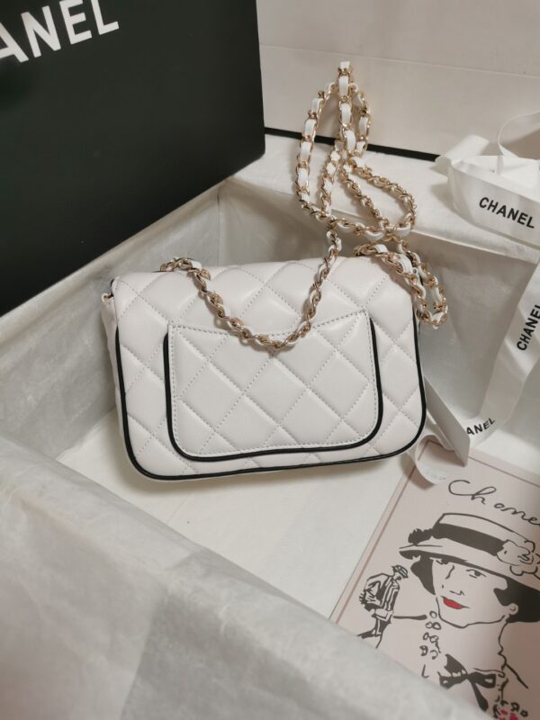 chanel cf mini 香奈兒口蓋包 熊貓色 小羊皮 銀扣 5151