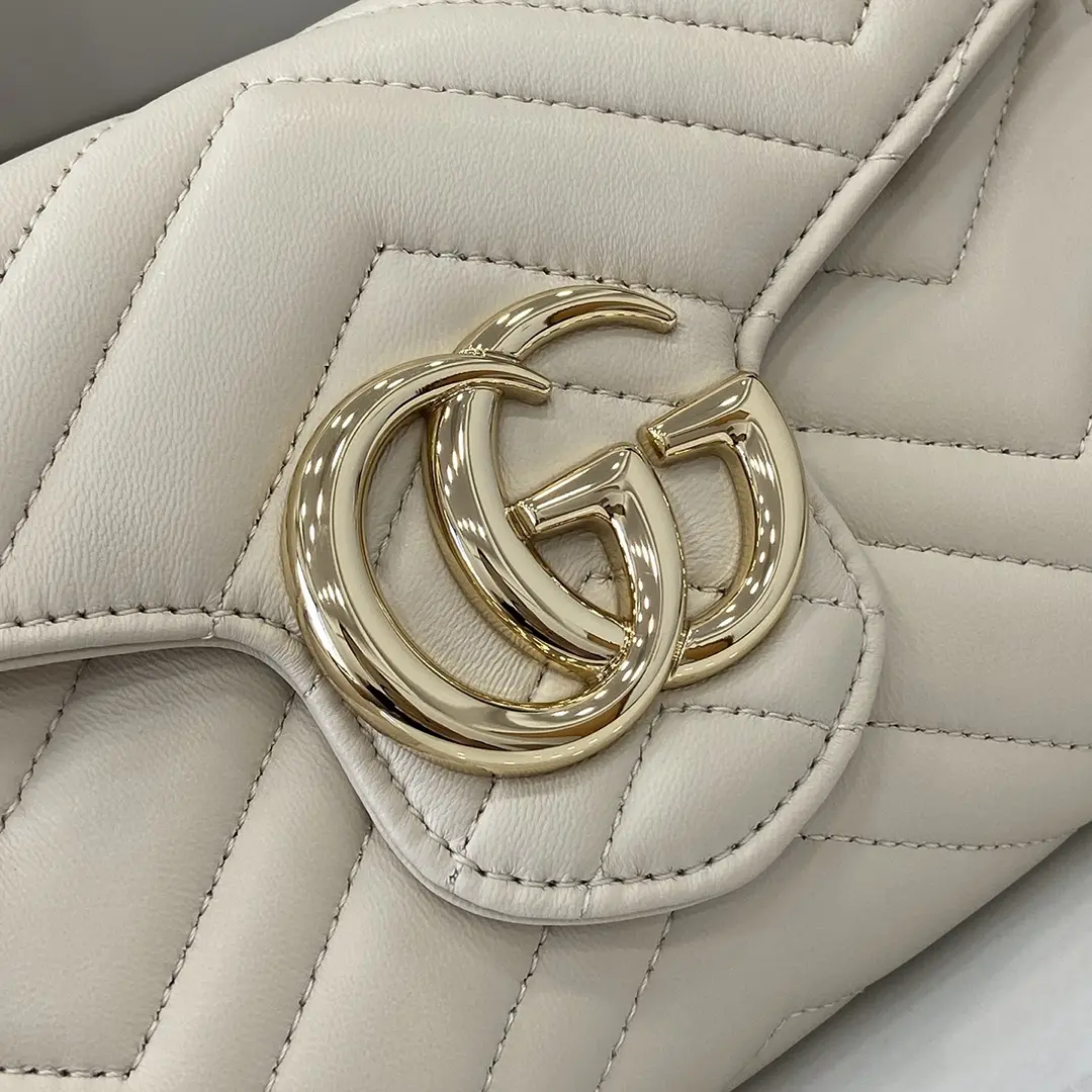 Gucci GG Marmont系列Woc鏈條錢包 米白色Matelassé絎縫牛皮 837745 - Image 11