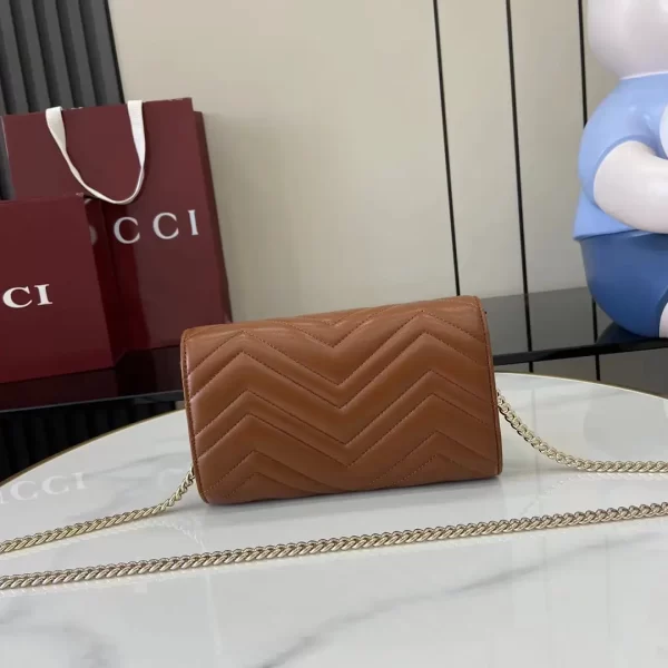 Gucci GG Marmont系列Woc鏈條錢包 美拉德棕色Matelassé絎縫牛皮 837745