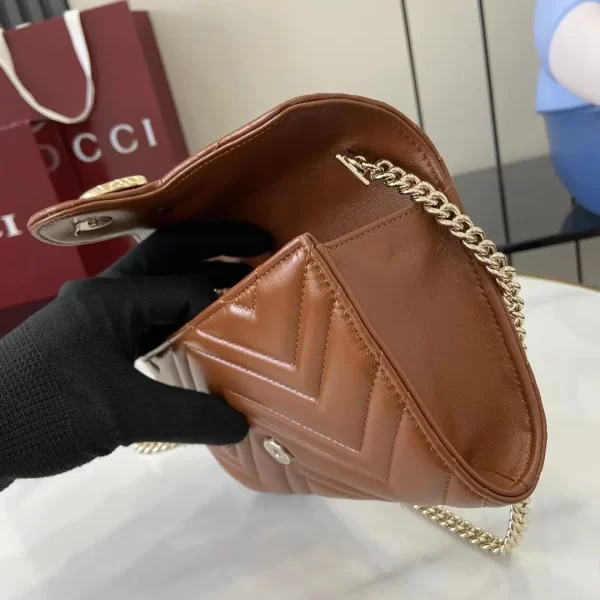 Gucci GG Marmont系列Woc鏈條錢包 美拉德棕色Matelassé絎縫牛皮 837745