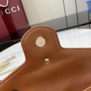 Gucci GG Marmont系列Woc鏈條錢包 美拉德棕色Matelassé絎縫牛皮 837745 - Image 4
