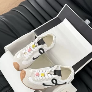 楊冪同款Loewe羅意威德訓運動鞋 臟臟鞋 黑標 白色絨面皮拼織布 糖果鞋帶 - Image 6